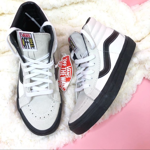 Vans Shoes - NEW VANS sk8 hi high top sneakers women’s 6